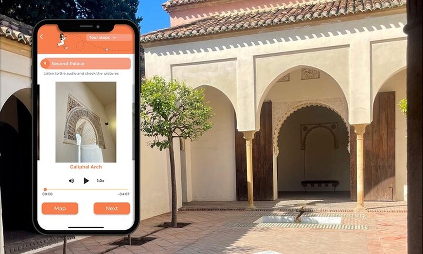 Image 7: Alcazaba Málaga: Tour Autoguiado creado por Guía Oficial