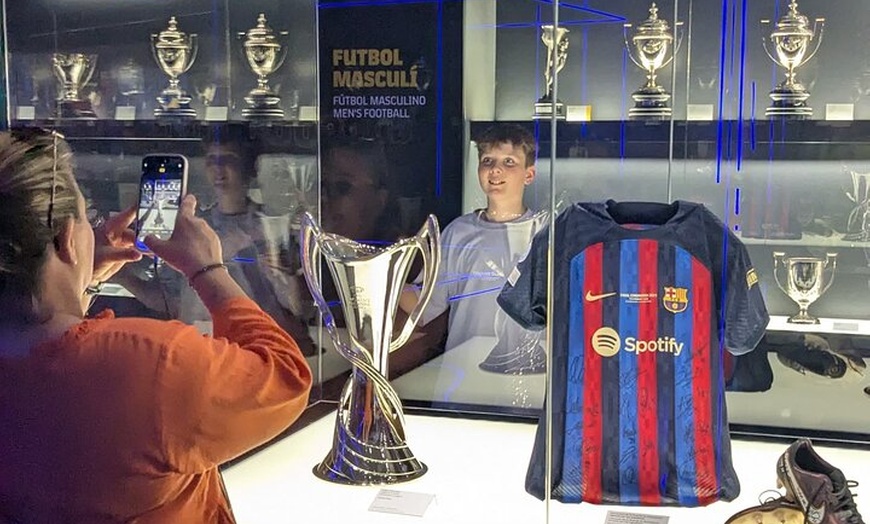 Image 20: Tour de fútbol con todo incluido de Barcelona