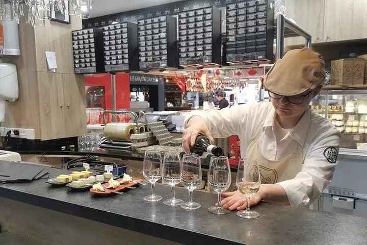 Halles de Lyon Paul Bocuse Dégustation et déjeuner gastronomique - Primary Image