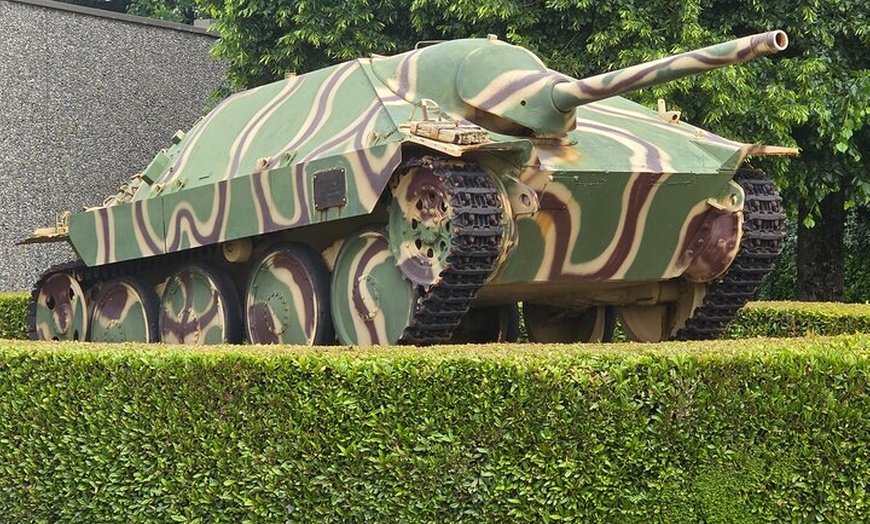 Image 10: Voyage privé de Paris à Normandie