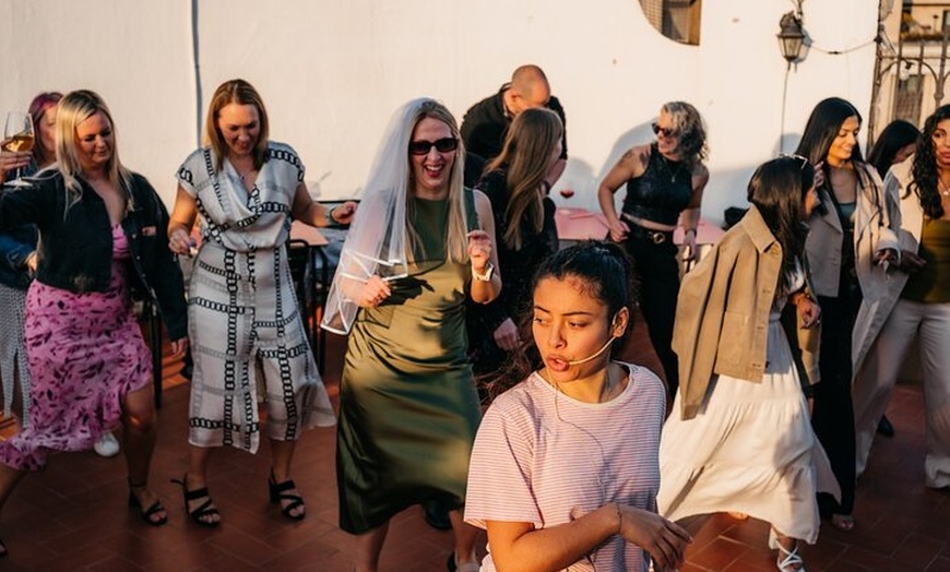 Image 15: Barcelona Clase de baile de Sangria y Salsa