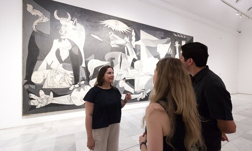 Image 12: Tour Museo Dual Prado & Reina Sofía - Cuentos de Arte, Sin Líneas