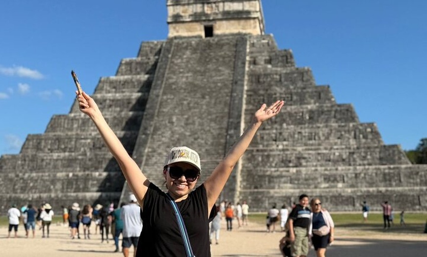Image 5: Chichen Itza tour with Cenote and Valladolid
