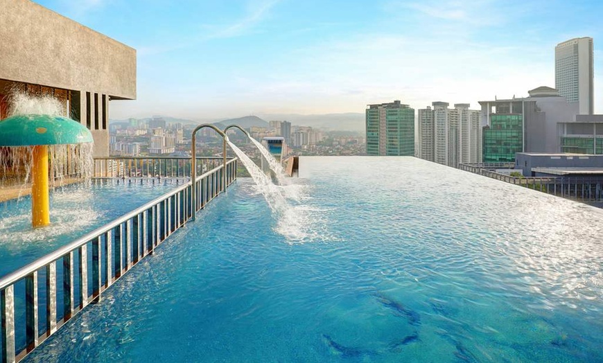 Image 6: ✈ MALAYSIA | Kuala Lumpur - Kuala Lumpur - Penang - Langkawi Combin...