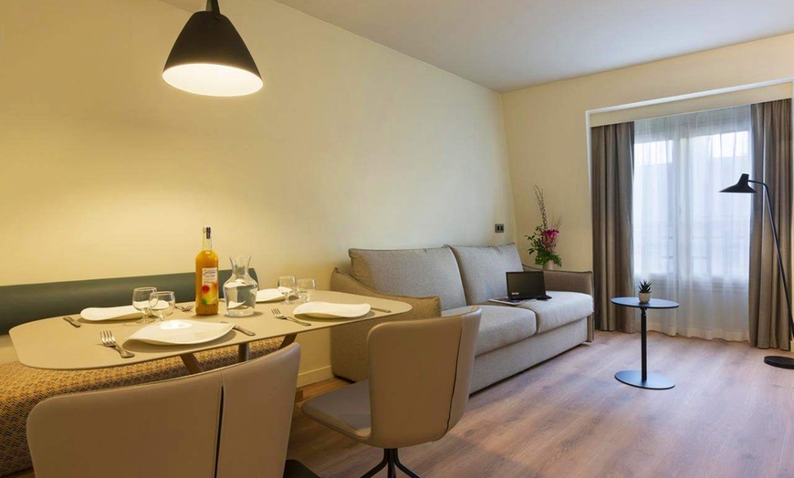 Image 35: ✈ ÎLE-DE-FRANCE | Parigi - Citadines Les Halles Paris 4*, 1 notte -...