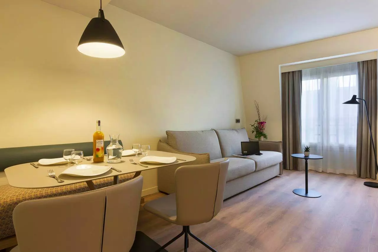 ✈ ÎLE-DE-FRANCE | Parigi - Citadines Les Halles Paris 4*, 1 notte -...