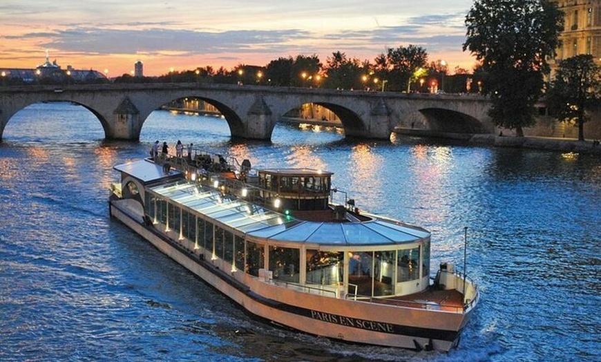 Image 14: Entrée du château Versailles Royal Passport avec Premium Add On