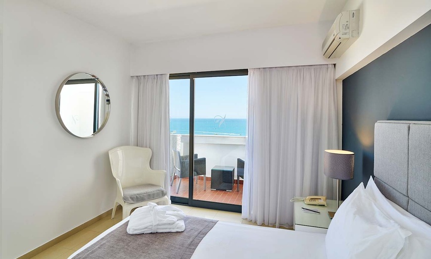 Image 4: ✈ ALGARVE | Albufeira - Rocamar Exclusive Hotel & Spa 3*, 2 nachten...