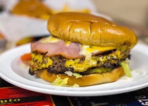 5% Cash Back at Ron's Hamburgers & Chili