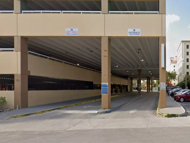 Parking at Hollywood Beach Parking Garage