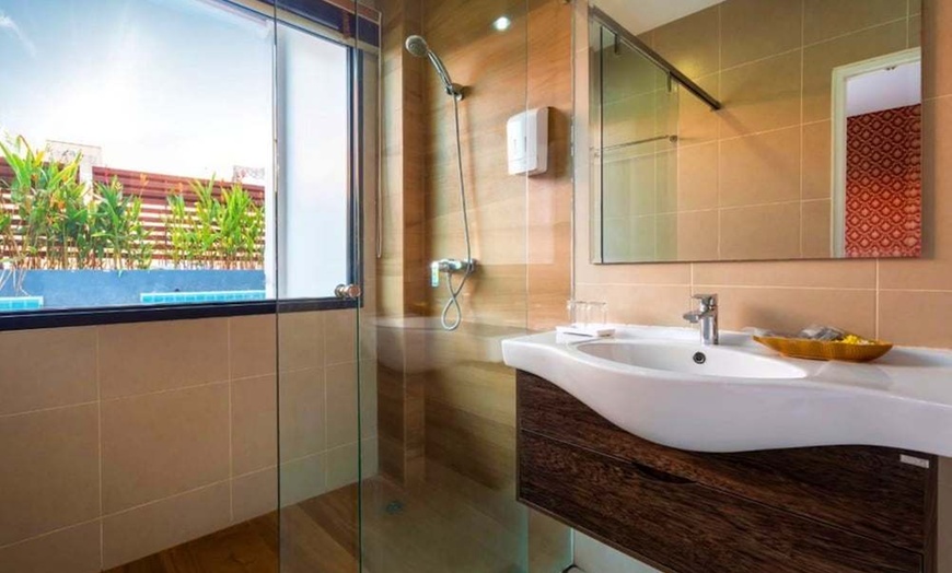 Image 77: ✈ POŁUDNIOWA TAJLANDIA | Phuket - The Thames Pool Access Resort 4* ...
