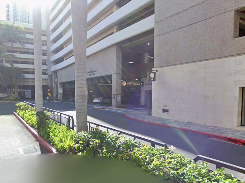 Parking at Royal Hawaiian Center Garage
