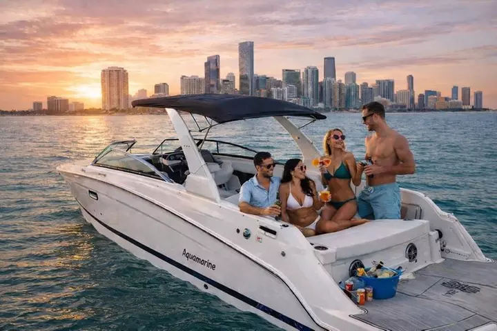 Miami Private Boat Rentals with Captain