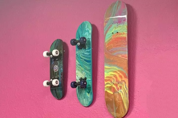 Fluid Art Skateboard Experience - Second Medium