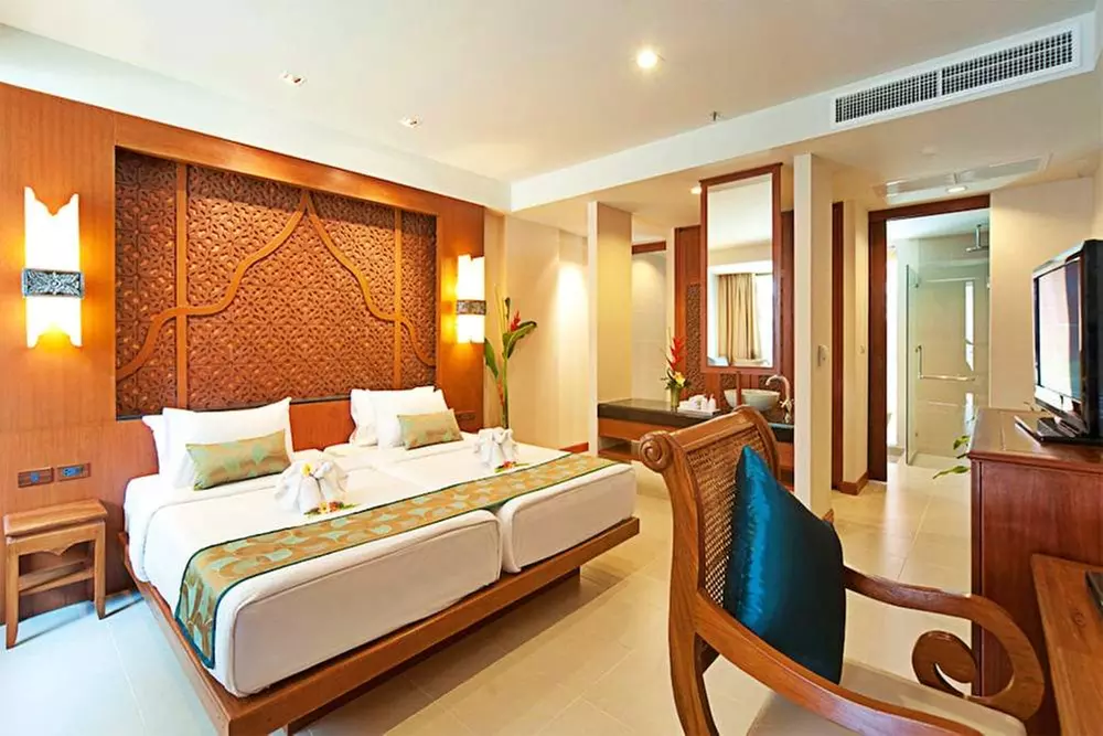 ✈ THAILANDIA DEL SUD | Phuket - Rawai Palm Beach Resort 4*, 5 notti...
