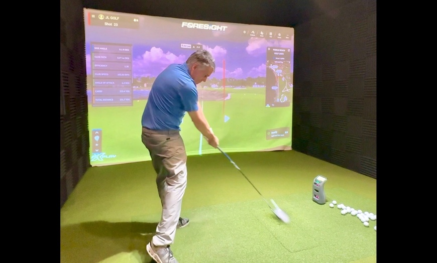 Image 4: $37.50 For 1 Hour Practice/Play Indoor Golf (Reg. $75)