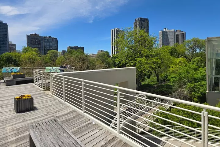 Lincoln Park Nature Museum & Zoo Private Walking Tour