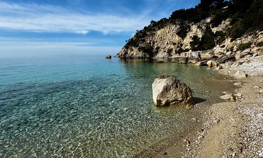 Image 3: Ibiza - Secret Spots Tour en 4X4 en Land Rover Defender