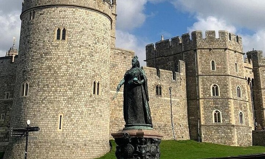 Image 2: Windsor Castle Private Tour From London