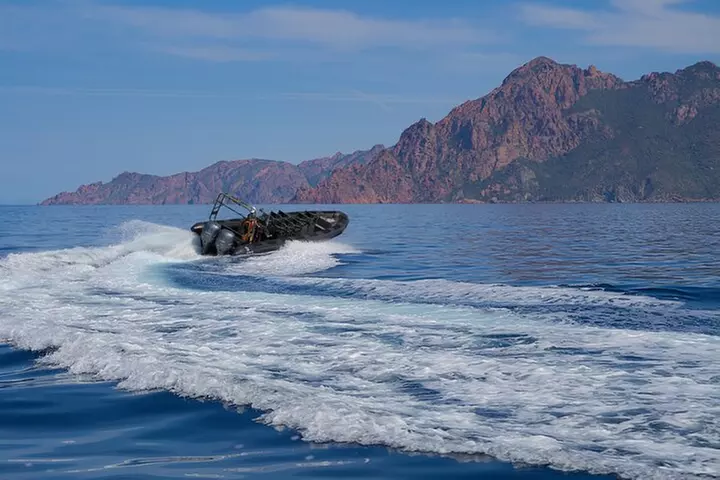 Au départ de Porto(Fr) Scandola Girolata Capo-Rosso