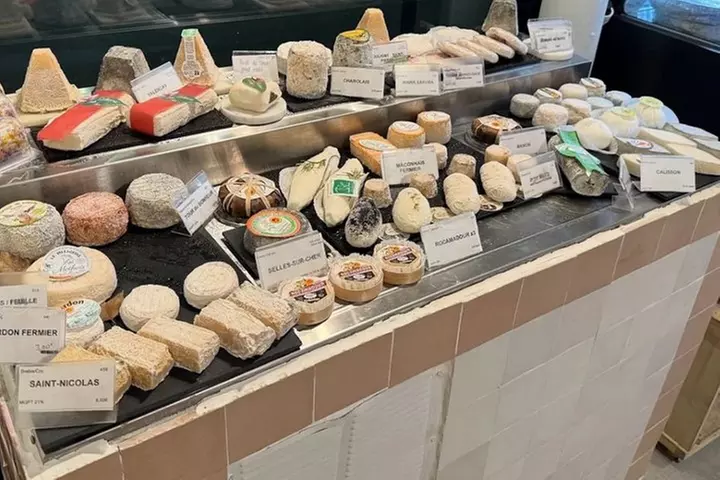 Atelier création plateau 12 fromages au cœur de Paris - Image 5