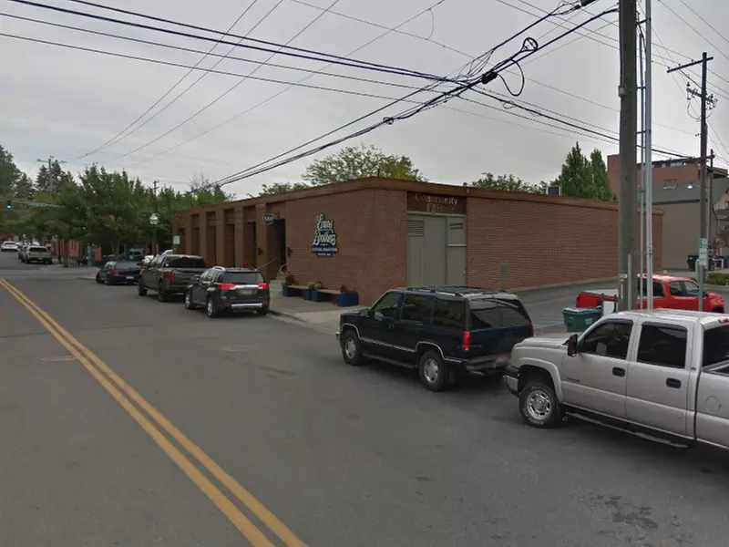 Parking at [IC18] 504 E. Sherman and 5th St. Lot - Primary Image