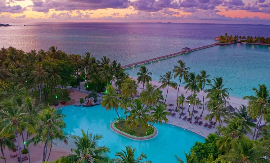 Image 3: ✈ MALDIVES | Alif Dhaal Atoll - Villa Park Sun Island Resort 5* - Spa