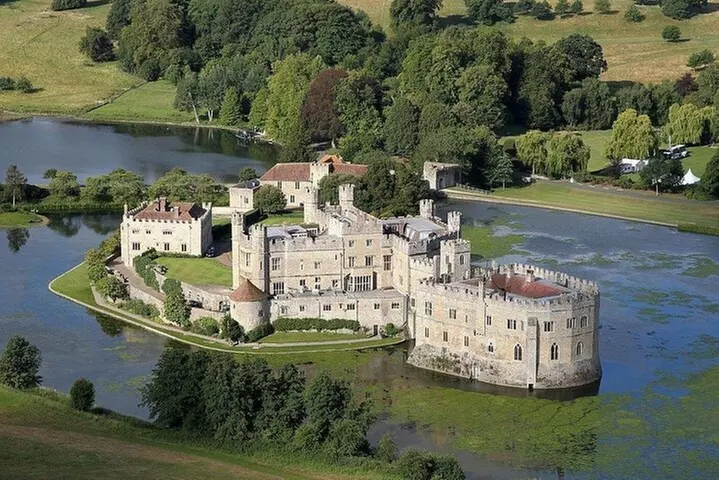 Leeds Castle Canterbury and Dover Cliffs Private Tour from London - Primary Image