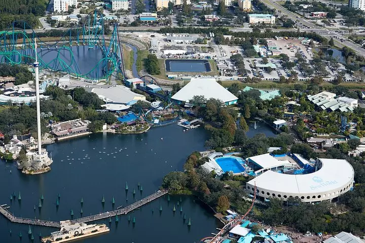 Family pack 48 Miles Helicopter Tour over Theme Parks & Downtown