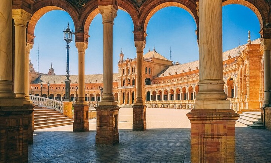 Image 7: Explora Sevilla en 60 minutos con un Local