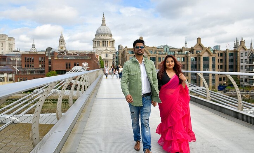 Image 5: Exclusive Private Photography Tour in London