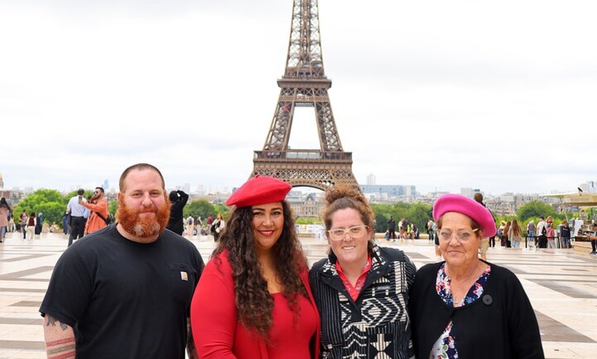 Image 2: Visite à pied à Paris - Photoshoot inclus & pause crêpe