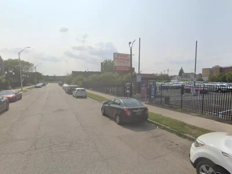 Parking at Peterboro Lot