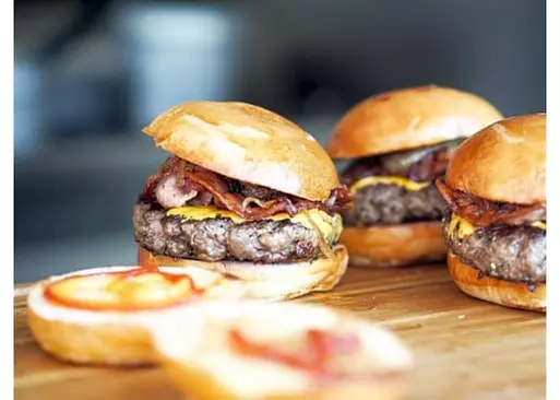 5% Cash Back at Byron's Hot Dogs