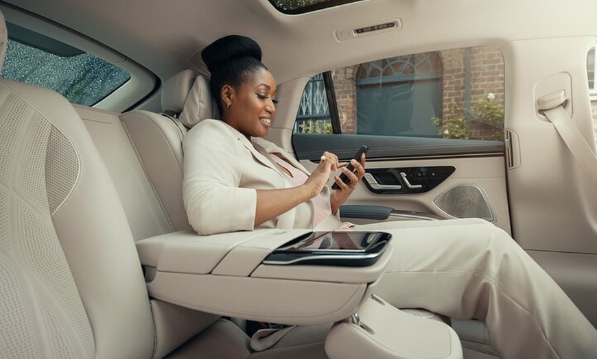 Image 3: London - Birmingham: Premium Chauffeur Transfer