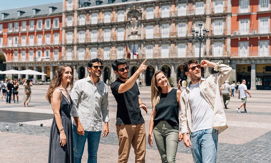 Image 4: Tesoros de Madrid: Museo del Prado y Palacio Real Tour Privado