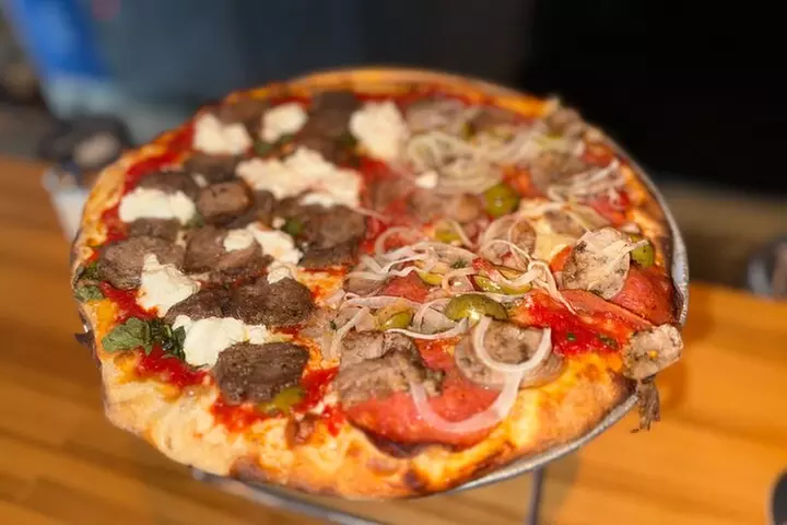 Minneapolis North Loop Food Tour of 6 Local's Favorites Tastings