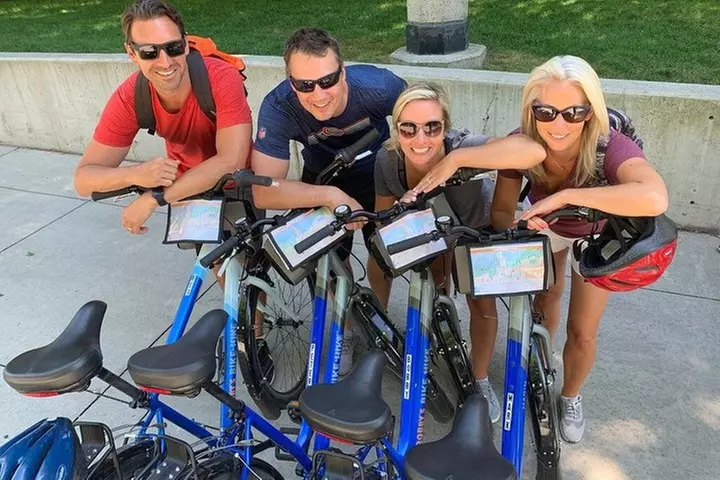 Bike Tour of Chicago's Lakefront Neighborhoods