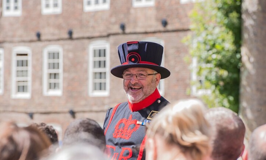 Image 4: Exclusive Beefeater Meet & Greet at the Tower of London