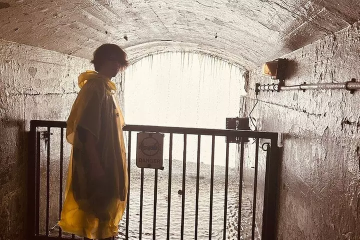 Niagara Falls Tour: Boat Ride, Journey Behind The Falls and more