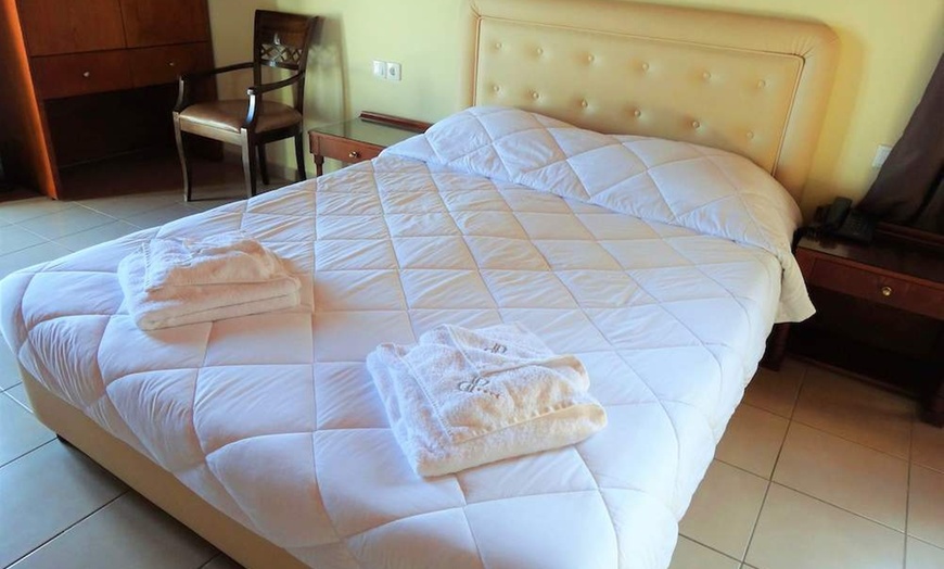 Image 8: ✈ KRETA | Kato Gouves - Diogenis Blue Palace Hotel 4* - Odkryty basen