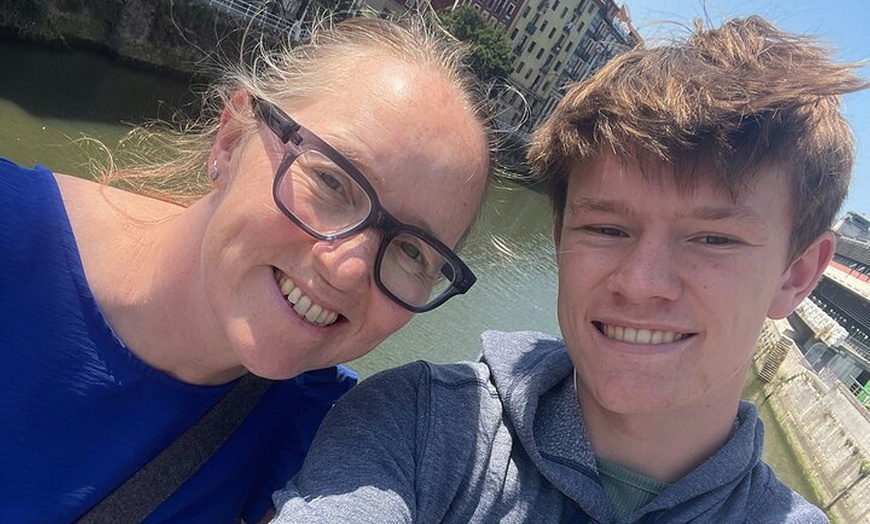 Image 4: Secretos de Casco Viejo: Aventura de Puzzle Autoguiado en Bilbao