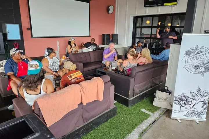 Premium Tennessee Whiskey Workshop: Cocktails Stories and Culture