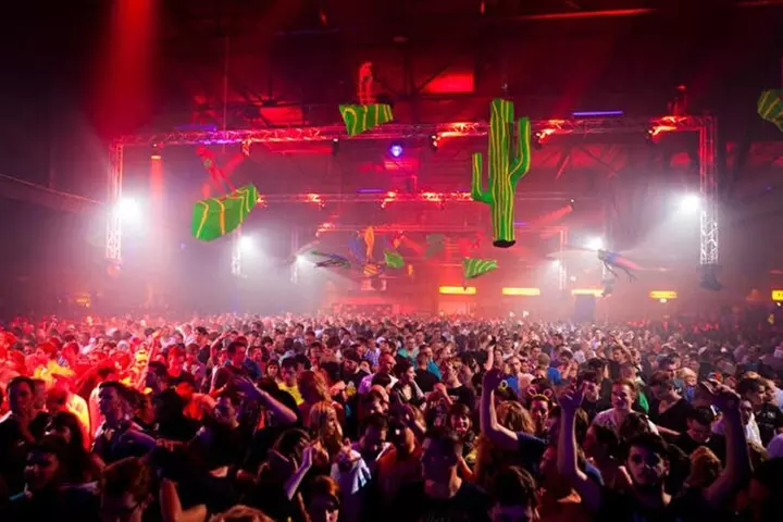 Berlin Techno Warm-Up Crawl Tour - Primary Image