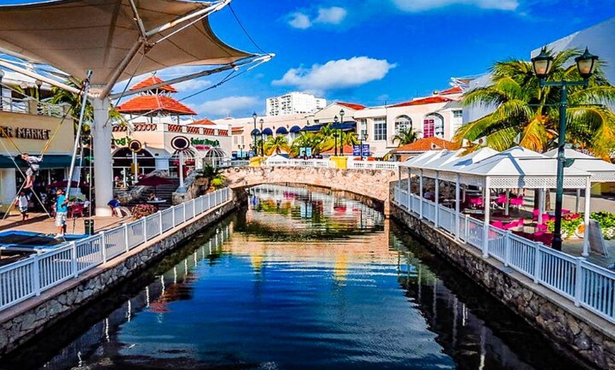 Image 23: Private Cancun Shopping Tour Guided and Personal