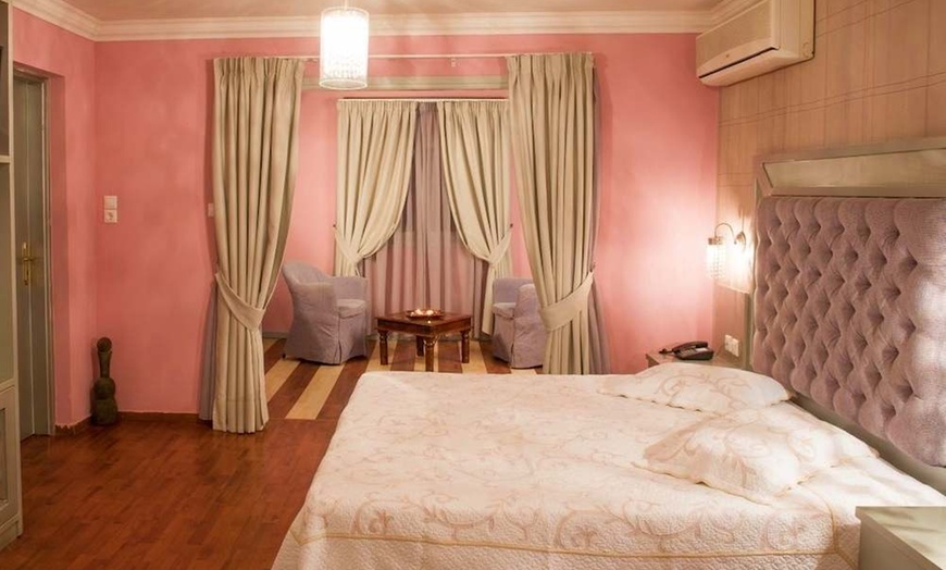 Image 8: ✈ ATENY I OKOLICE | Ateny - Delphi Art Hotel 3* - City break