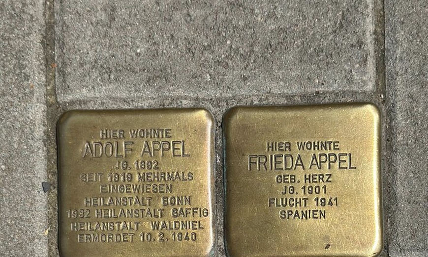 Image 3: Erkunden Sie Bonn mit Beethoven, Mittagessen und Haribo-Rundgang 2,...