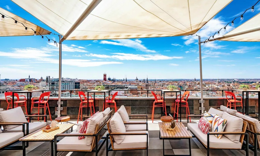 Image 2: ✈ SPANJE | Madrid - Vincci Capitol 4*, 2 nachten - Stadscentrum
