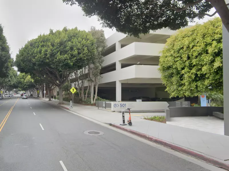 Parking at 501 Santa Monica Blvd. Garage - Primary Image