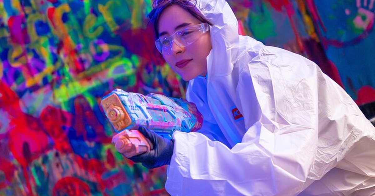 Neon Paint Therapy Experience